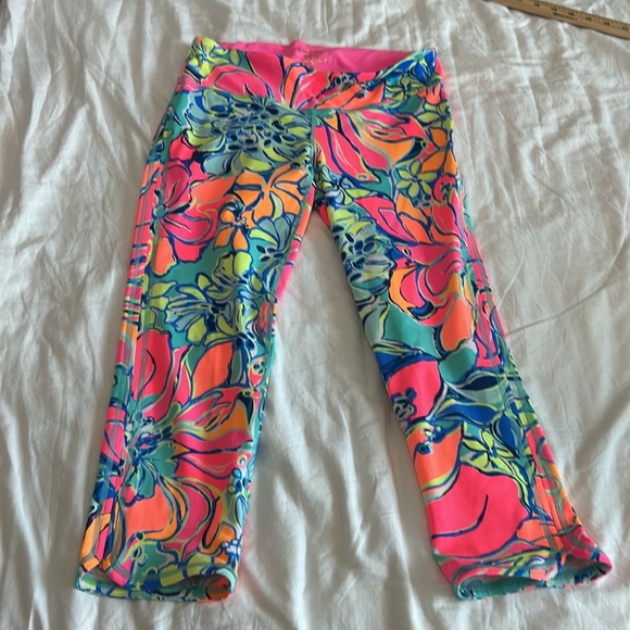 Lilly Pulitzer Weekender Cropped Luxletic Leggings Seaside Aqua Breezy Babe M - Picture 3 of 17